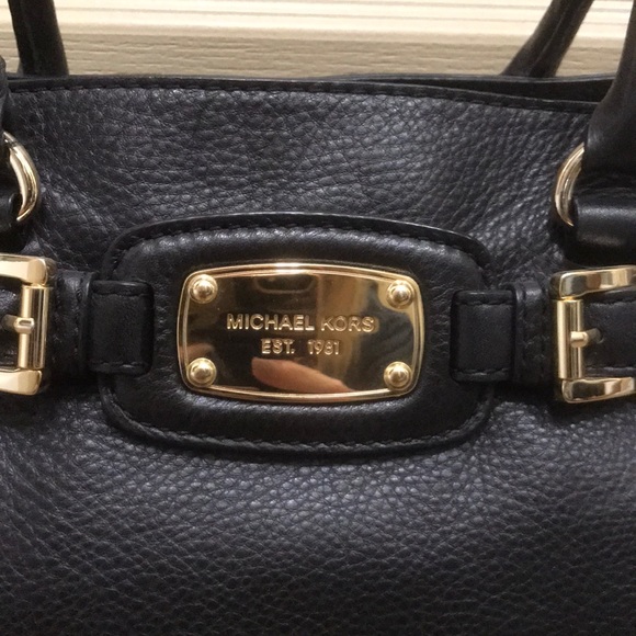 Michael Kors Black leather purse - Picture 2 of 6